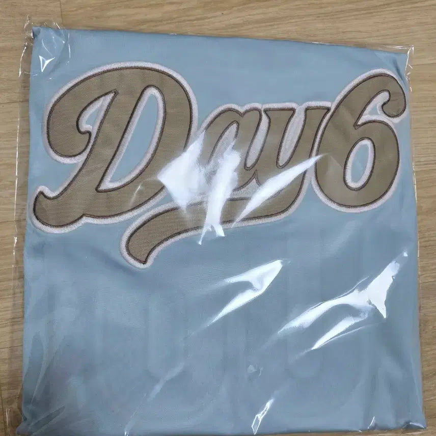 [SOLD OUT] 데이식스 일본 MD 유니폼 미개봉
