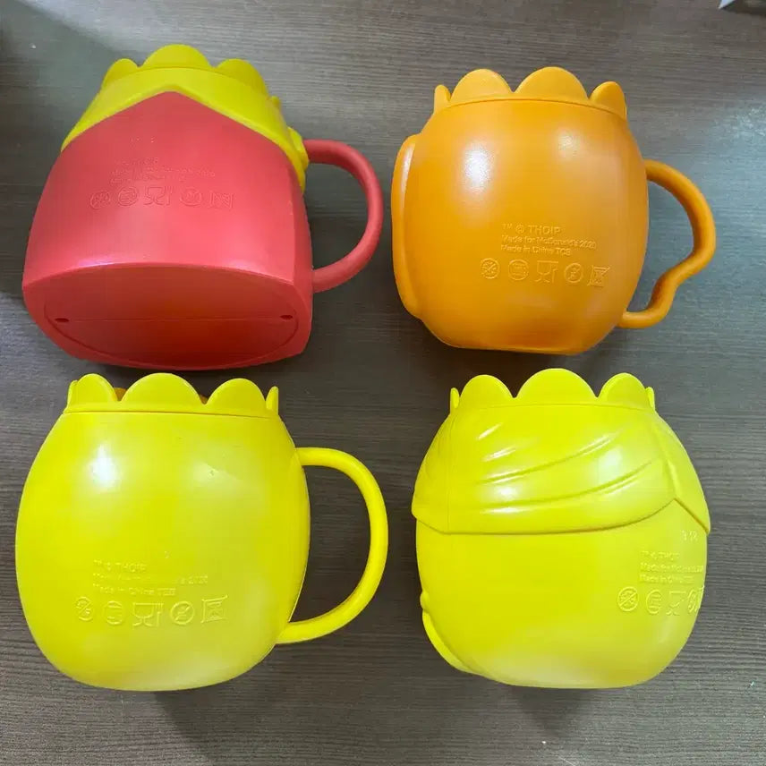 [BUNJANG] Mister &amp; Mrs. Smith Happy Meal Cup Bundle Set / 맥도날드 eq의천재들 미스터앤미세스미스 해피밀 컵 일괄