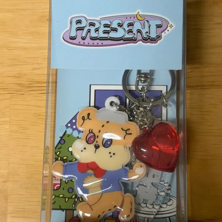 [BUNJANG] Moonbyul (MAMAMOO) the present Keyring Photocard Set / (반택비 무료) 마마무 문별 the present 키링 포카 포함 판매