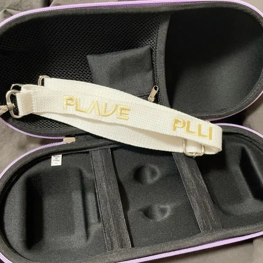 [BUNJANG] PLAVE Abyong Bong Case (Unofficial) / 플레이브 응원봉 아뵹 케이스(비공식)
