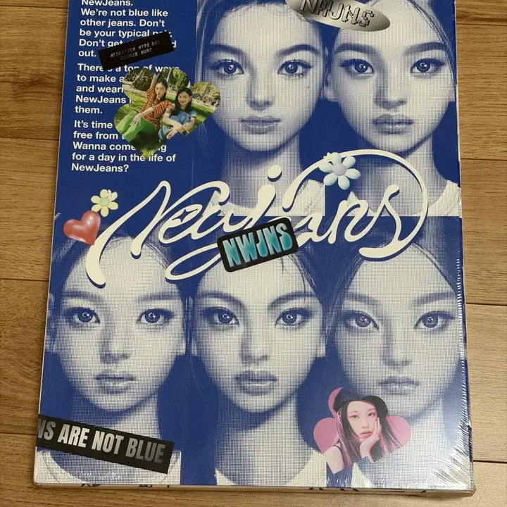 [BUNJANG] NewJeans 1st EP Album Bluebook Group Ver. Sealed / [배송비 포함] 뉴진스 1st EP 앨범 블루북 단체 버전 미개봉