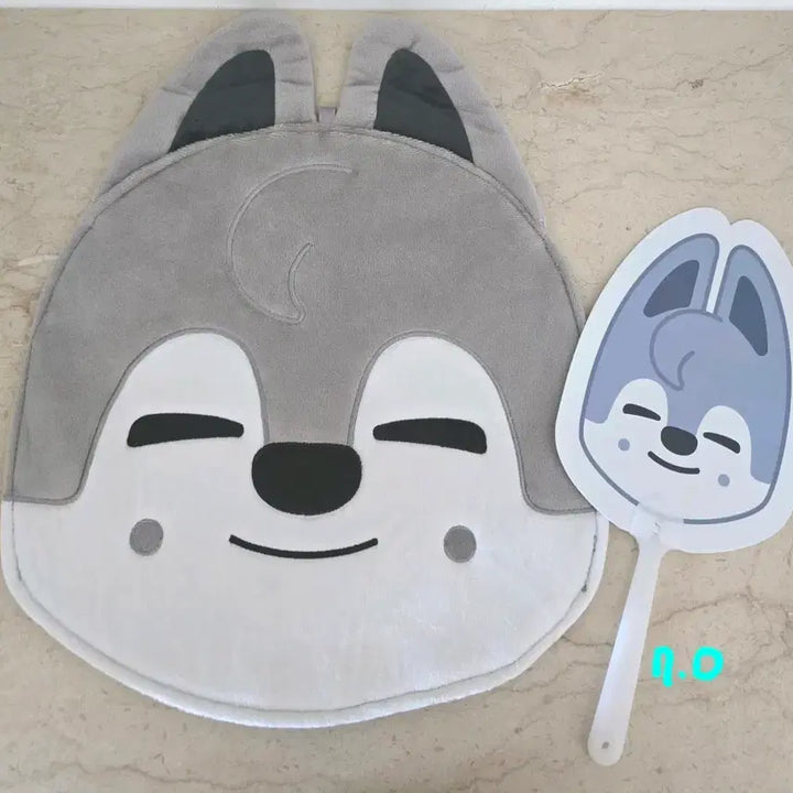 [BUNJANG] SKZOO Wolfchan Uchiwa Cover / 스키주 울프찬 우치와 커버