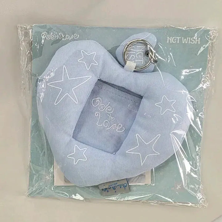 [BUNJANG] NCT WISH Sakuya O2Love Shanghai Pop-up MD Heart Card Holder Photocard (Sealed) / 미개봉) 엔시티위시 사쿠야 오투럽 상하이 팝업 엠디 하트 카드 지갑 포카