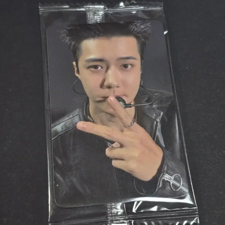 [BUNJANG] EXO Taiwan Taipei Lucky Draw Online POB Sehun Photocard / 엑소 대만 타이베이 럭드 온라인 특전 세훈 포카