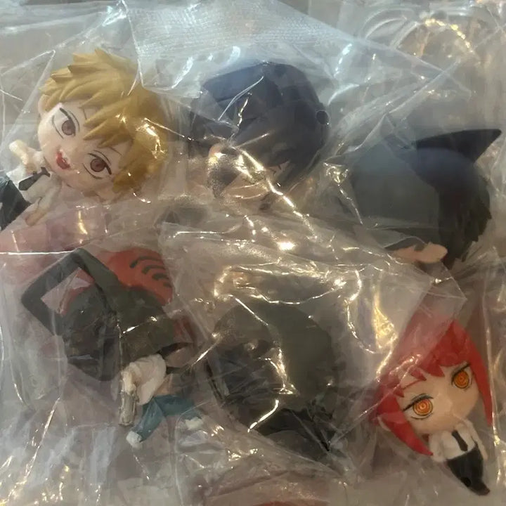 [BUNJANG] Chainsaw Man Capsule Figures Standing Gacha Full Set (6 Types) / 체인소맨 캡슐 피규어 스탠딩 가챠 6종 풀세트