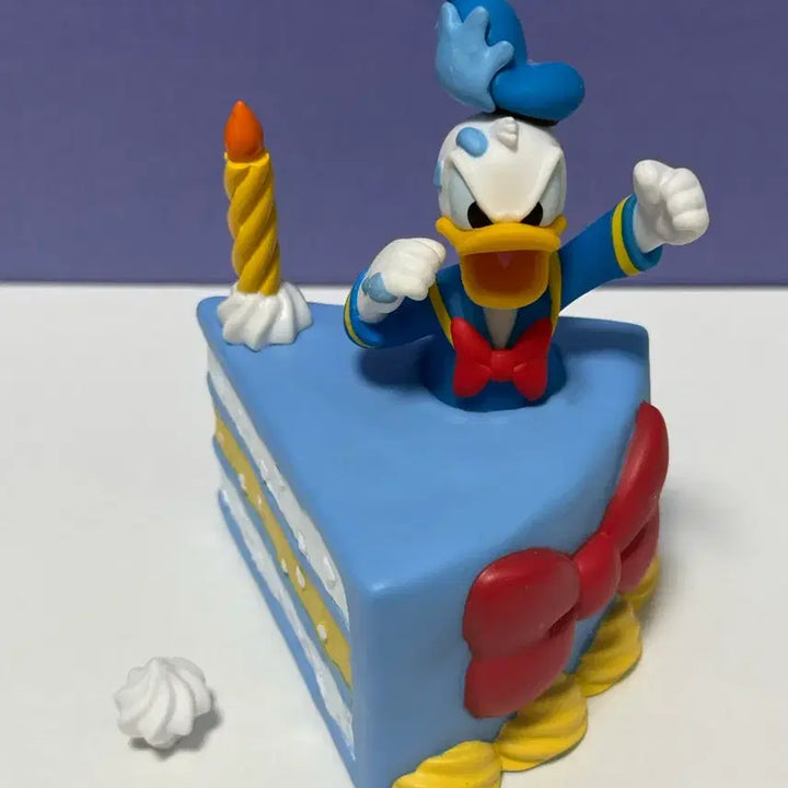 [BUNJANG] Disney Donald Duck Cake Figure with Interchangeable Toppings / 도날드덕 케이크 피규어