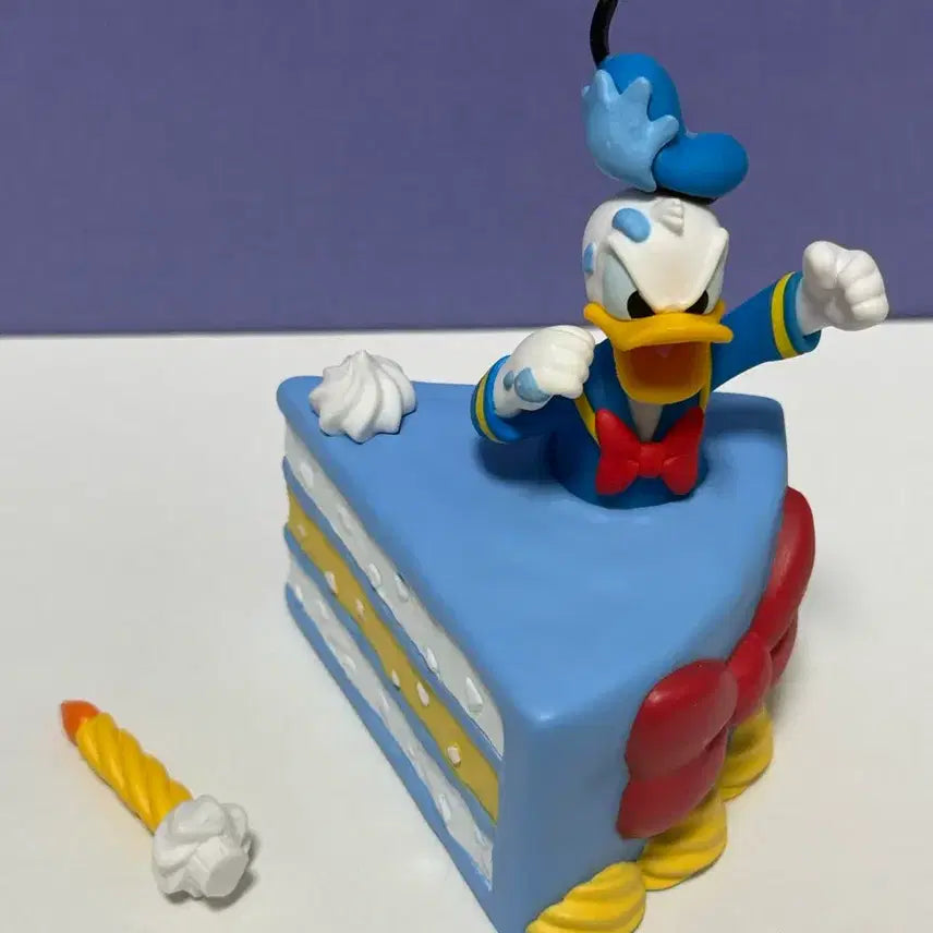 [BUNJANG] Disney Donald Duck Cake Figure with Interchangeable Toppings / 도날드덕 케이크 피규어