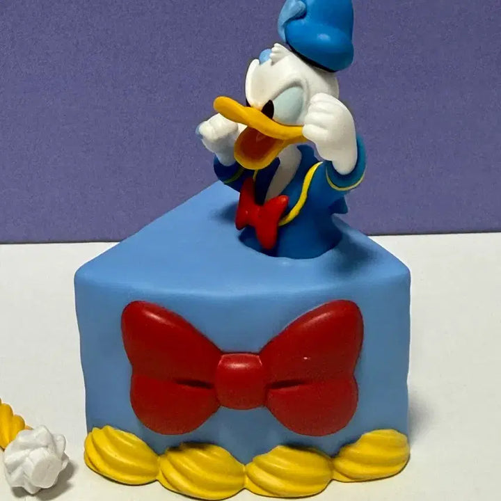[BUNJANG] Disney Donald Duck Cake Figure with Interchangeable Toppings / 도날드덕 케이크 피규어