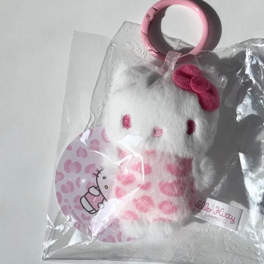[BUNJANG] Hello Kitty Pink Leopard Mini Doll Keychain Rare Item / 헬로키티 무뉴 핑크호피 미니 인형 키링 미개봉 새상품