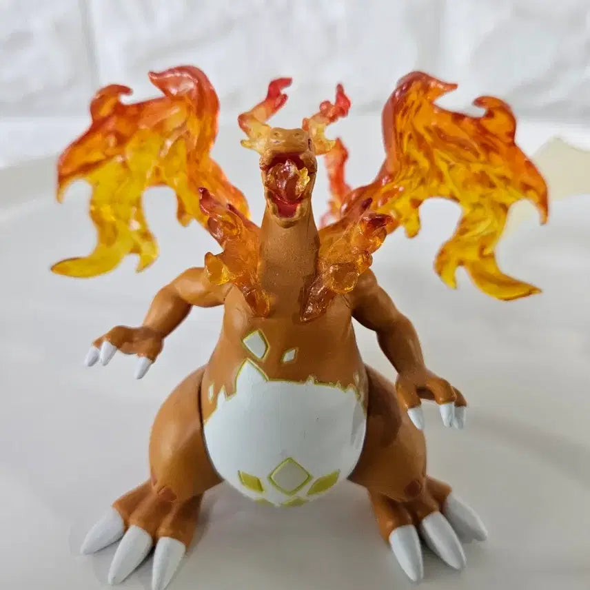 [BUNJANG] Pokemon Moncolle Figures Lot of 3 (Charizard, Mewtwo, Necrozma) / 포켓몬 몬코레 피규어 3종 일괄 판매합니다.