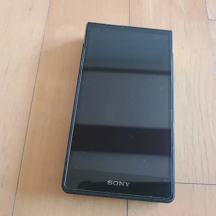 [BUNJANG] Sony NW-ZX707 DAP with Case and Box / 소니 DAP Sony NW-ZX707 직거래 네고^^