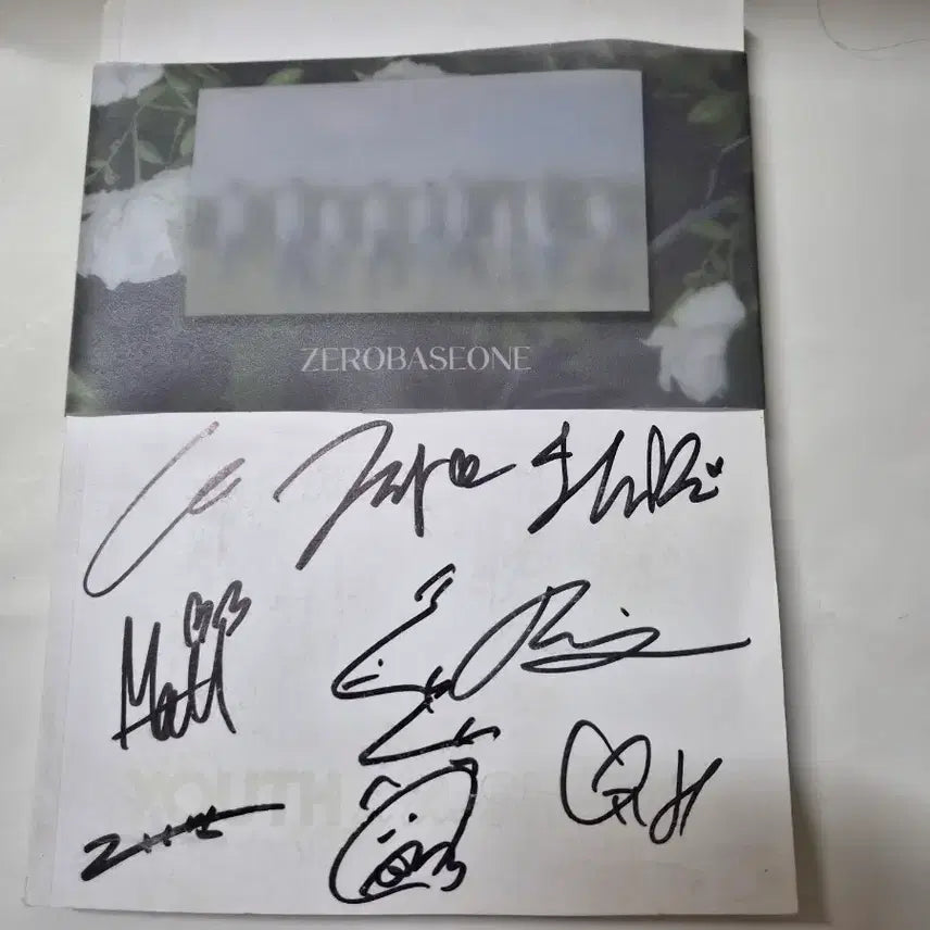 [BUNJANG] ZEROBASEONE Debut Album Youth in the Shade Signed CD / (비매)제로베이스원 데뷔앨범 youth in the shade 사인cd
