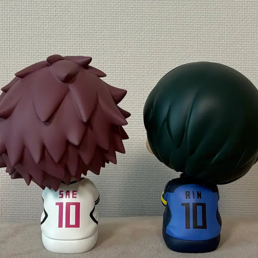 [BUNJANG] Blue Lock U-20 Itoshi Sae &amp; Itoshi Rin Lucky Draw Bundle Set with Bonus Pouch / 블루록 U-20 이토시 사에 이토시 린 룩업 특전 포함 일괄 판매