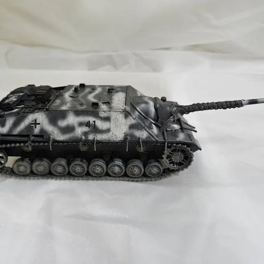 [BUNJANG] 1/35 Scale Jagdpanther Tank Destroyer Plastic Model Kit - Completed Build / 처분 4호 구축전차 1/35 프라모델 완성작