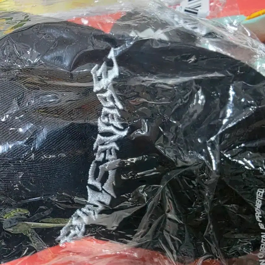 [BUNJANG] PLAVE Caligo 2 MD Set (Hat + Sticky Ring Noah + Photocard) / 칼리고2 엠디 노아포카+아크릴스틱키링+모자