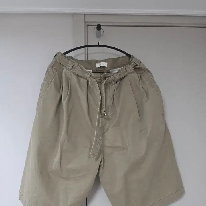 [SOLD OUT] [6]26ss브라운야드 벨티드 하프 팬츠 다크 베이지