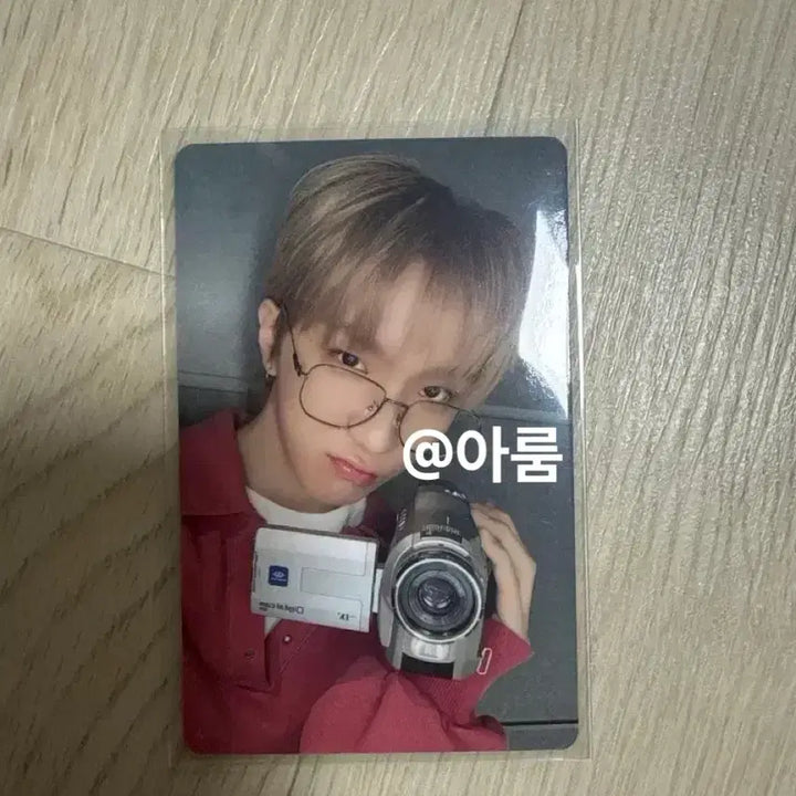 [BUNJANG] BOYNEXTDOOR Woonhak The Action IZ*ONE Special Photocard / 보이넥스트도어 운학 the action 디액션 이즈위 캠코더 스페셜 포카