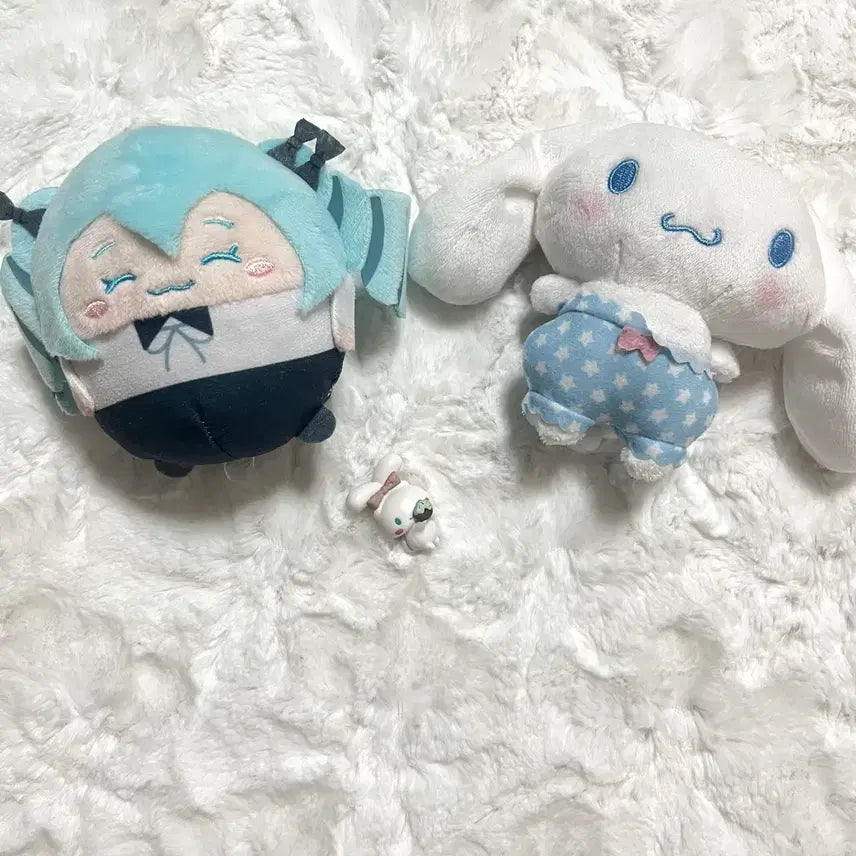 [BUNJANG] Cinnamoroll x Hatsune Miku Fuwacoring Bundle Set / 시나모롤 미쿠 후와코로링 일괄