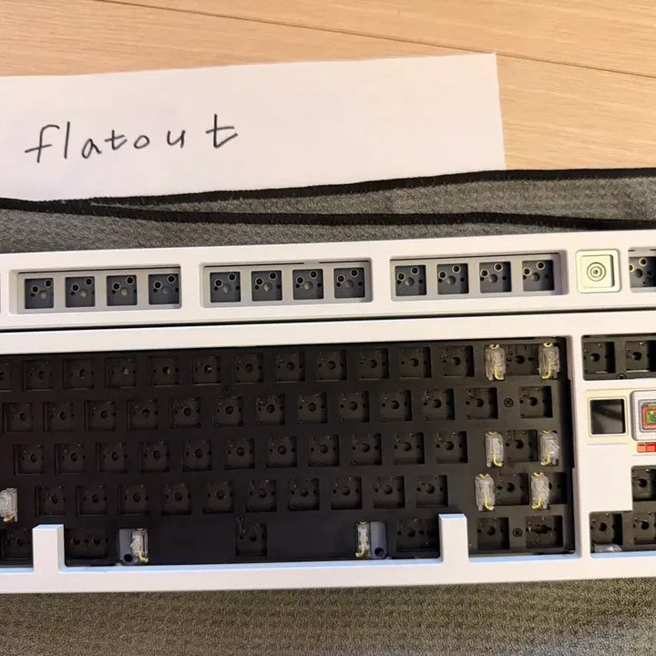 [BUNJANG] Matrix Lab Navi + Gator Keyboard White Flash Edition / 매트릭스랩 나비 + 게이터 키보드 매랩