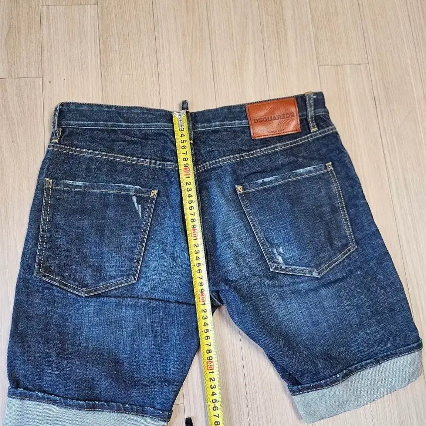 [SOLD OUT] 디스퀘어드2 청바지 반바지 롤업