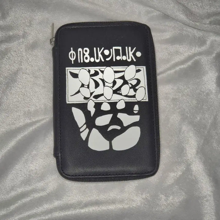 [BUNJANG] Hunter x Hunter Chrollo "Master of the Grasp" Multi Case Pouch / 헌터헌터 도적의 극의 클로로 멀티케이스 파우치