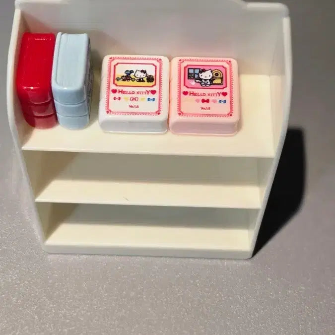[BUNJANG] Hello Kitty Book Set with Miniature Bookshelf / 헬로키티책4권과 책장 미니어처