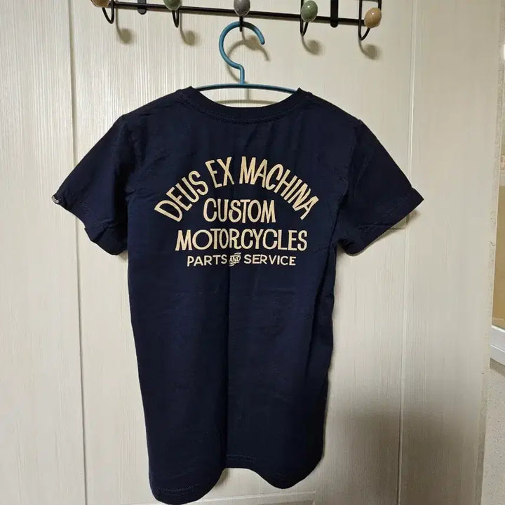 [BUNJANG] Deus Ex Machina T-Shirt / 데우스 엑스 마키나 반팔티