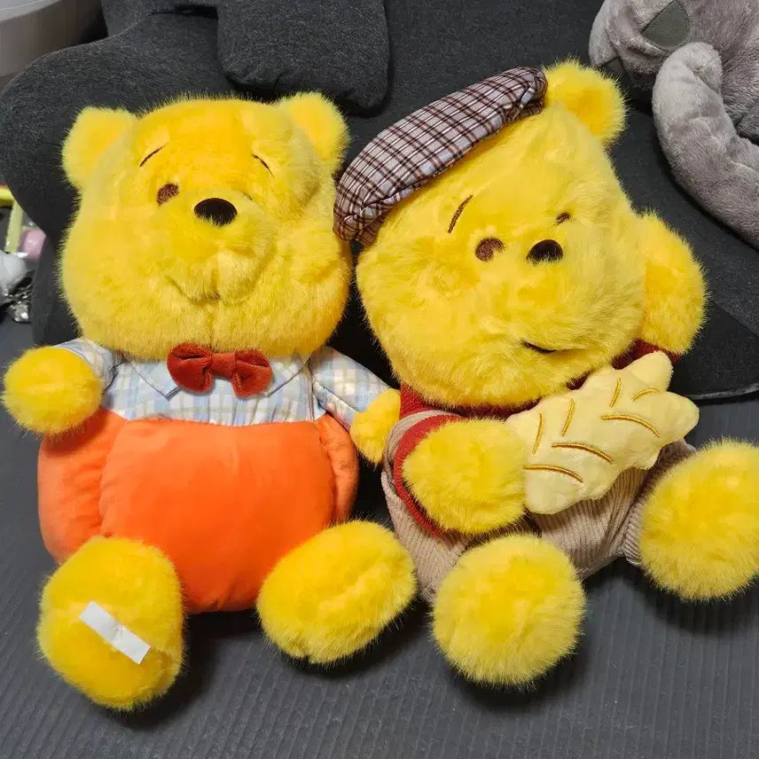 [BUNJANG] Set of 2 Winnie the Pooh Plush Toys / (새상품) 세트 곰돌이 푸 인형 2개