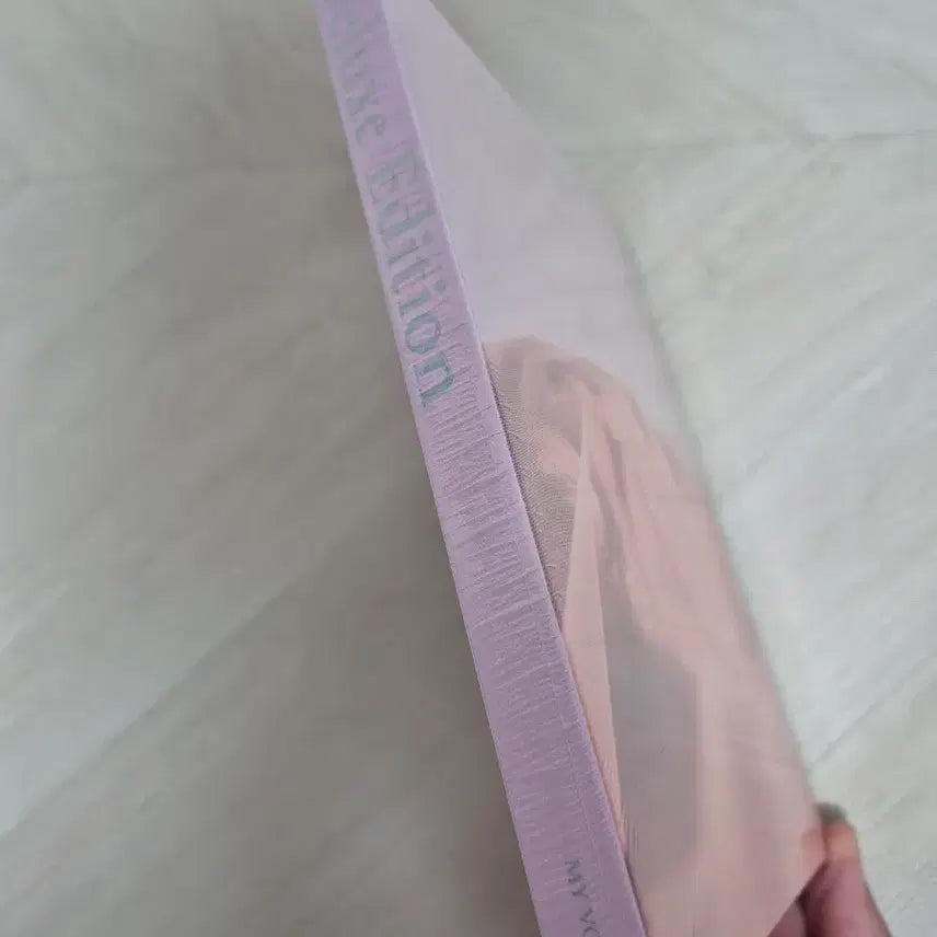 [BUNJANG] Taeyeon My Voice Deluxe Blossom Version Sealed / [미개봉] 태연 정규1집 My Voice Deluxe 블라썸 버전