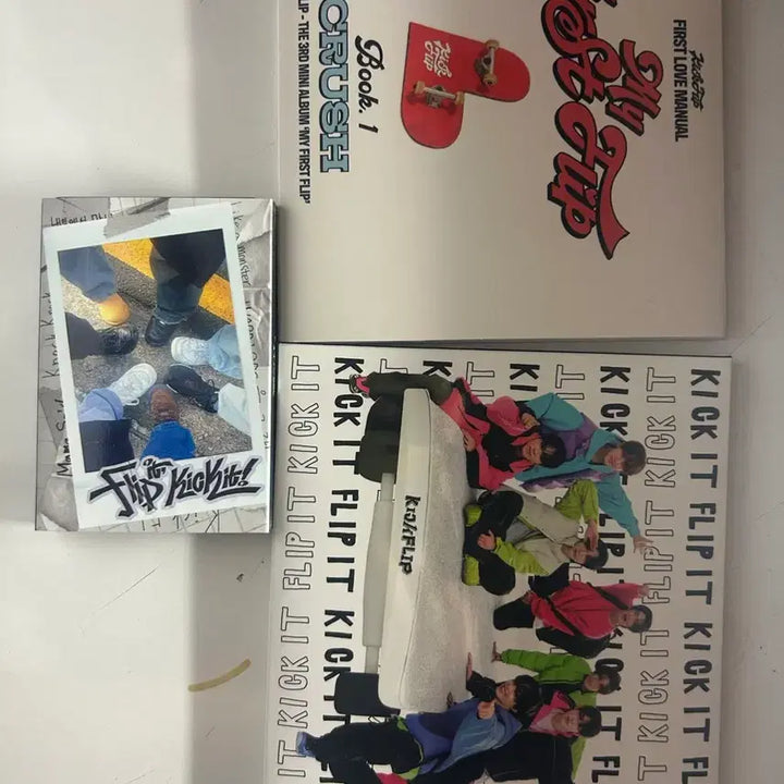 [BUNJANG] Kickflip Member Photocard &amp; Photobook Set / 킥플립 굿즈 급처합니다!