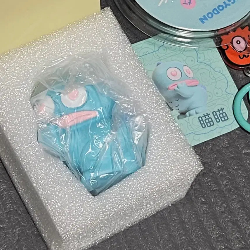 [BUNJANG] Hangyodong Figure + Keyring Set (Simply Unsealed) / (새제품) 한교동 피규어(단순개봉) +키링 세트