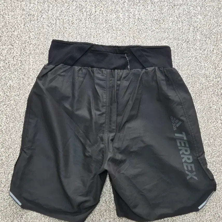[BUNJANG] Adidas Terrex Agravic Running Shorts Black / [실착1회]아디다스 테렉스 아그라빅 런닝 반바지 블랙