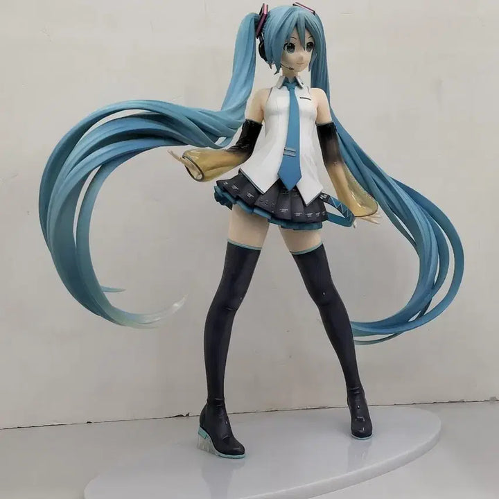 [BUNJANG] Hatsune Miku V3 1/4 Scale Figure / 하츠네 미쿠 V3 1/4 스케일 피규어