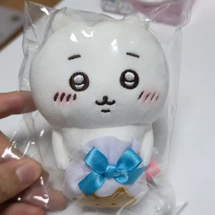 [BUNJANG] Chiikawa Desktop Doll "Praise Cookie" / 치이카와 데스크탑 인형 칭찬 쿠키
