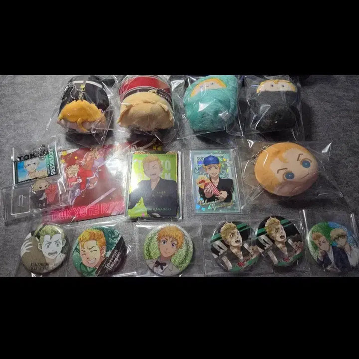 [BUNJANG] Tokyo Revengers Takemichi Merchandise Bundle / 도쿄 리벤저스 타케미치 굿즈 일괄판매 (캔뱃지, 아크릴, 지류, 인형)