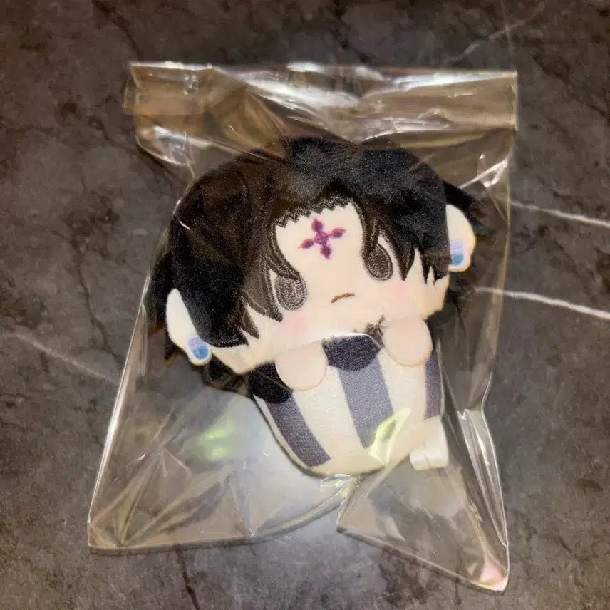 [BUNJANG] Hunter x Hunter Chrollo "Cupcake" Plush Doll / 헌터헌터 클로로 컵케이크 누이 인형 미사용