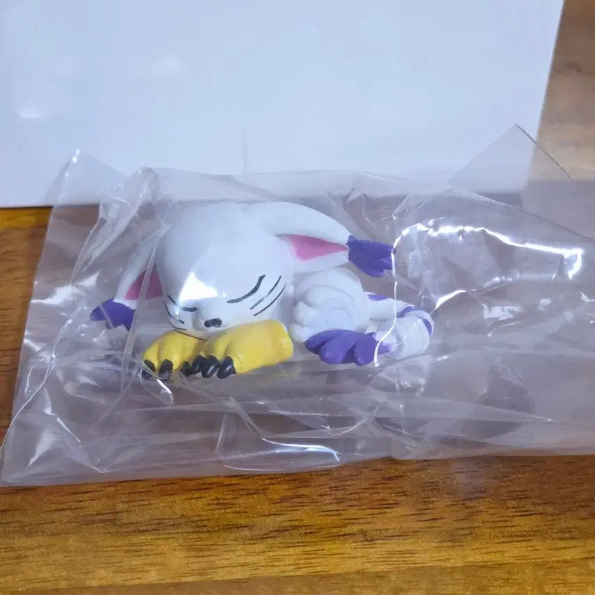 [BUNJANG] Digimon Gatomon Narumi Oyasumi Gacha Figure / 디지몬 가트몬 나리 오야스미 잘자요 가챠