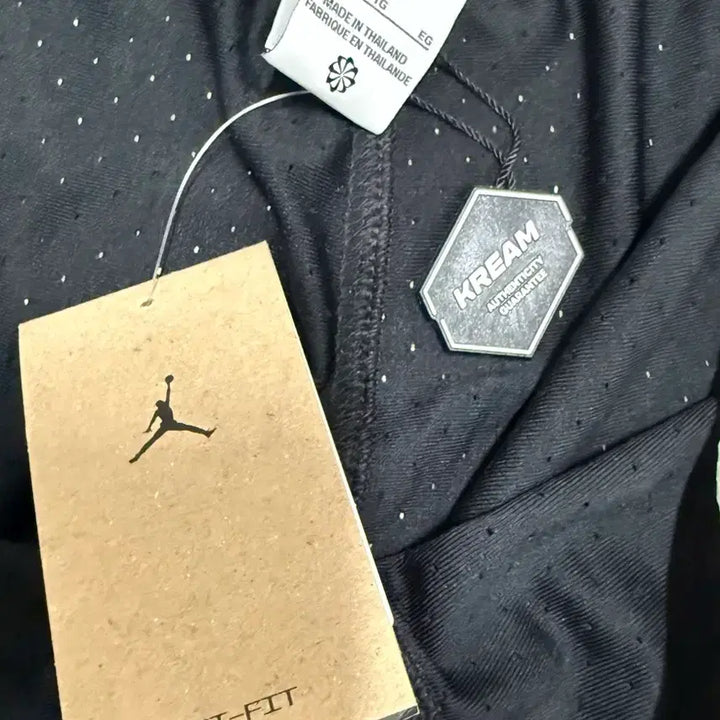 [SOLD OUT] 나이키 조던 반바지