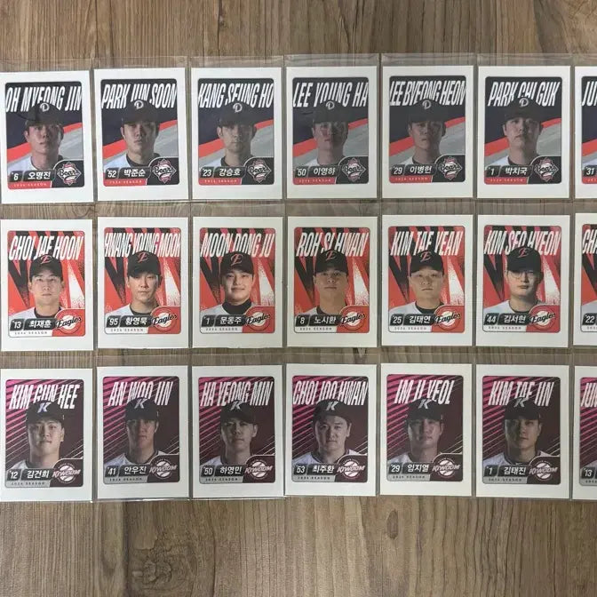 [BUNJANG] Lotte Wellfood KBO Full Set Collectible Stickers / 롯데웰푸드 KBO 띠부씰 전종팝니다