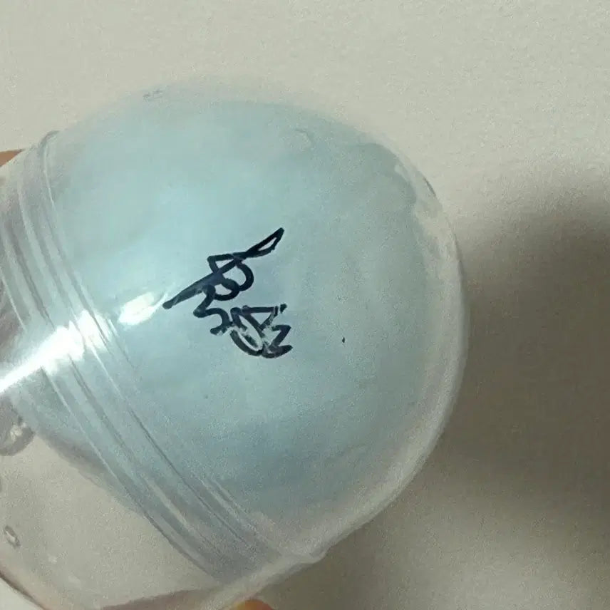 [BUNJANG] BOYNEXTDOOR RIWOO Signed Wakkubol Ringppol Gift / 보이넥스트도어 보넥도 리우 인가 싸인 왁뿌볼 링뿌볼 역조공 양도
