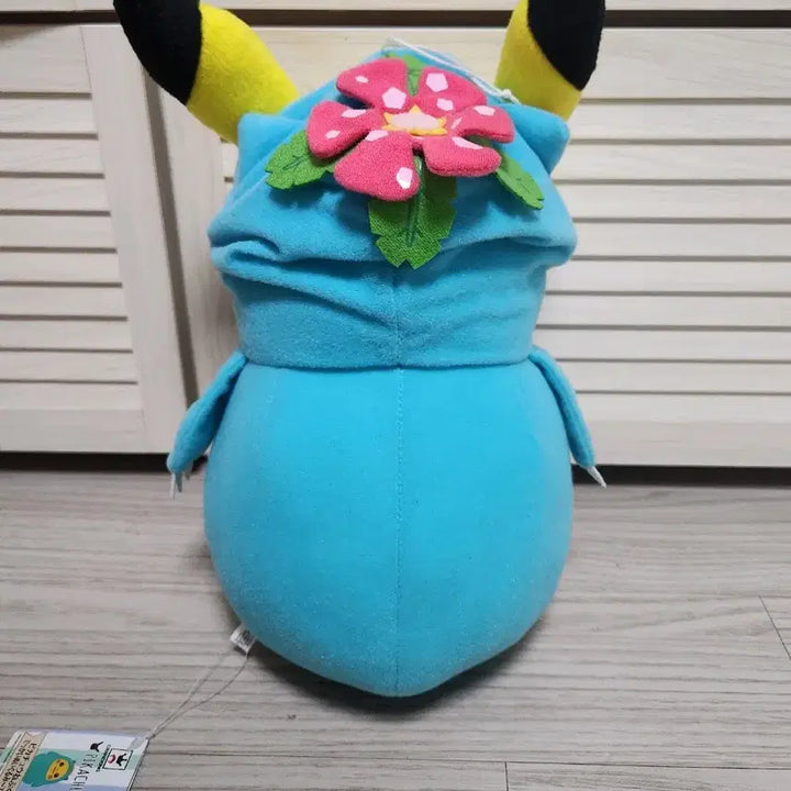 [BUNJANG] Banpresto Pokemon Bulbasaur Poncho Pikachu Plush (Medium) / 포켓몬스터 반프레스토 이상해꽃 판쵸침낭츄 피카츄 봉제중형인형