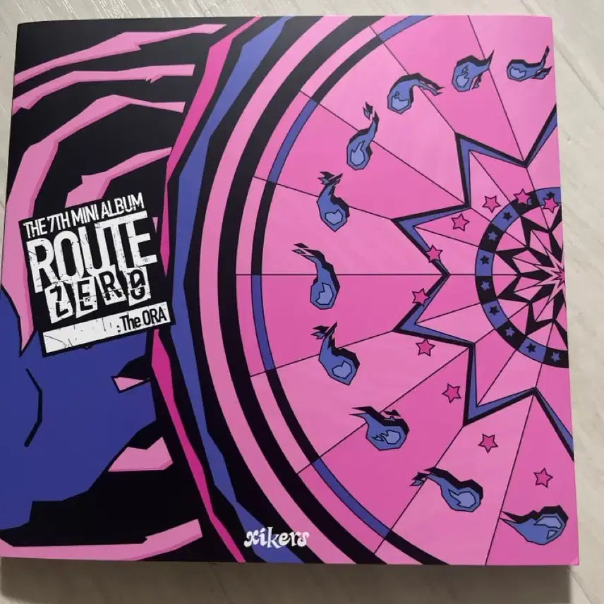 [BUNJANG]  xikers Mini Album Vol. 7 : ROOT ZERO Diora Tricky Poster Minjae (Unsealed) / 싸이커스앨범(민재.ver)