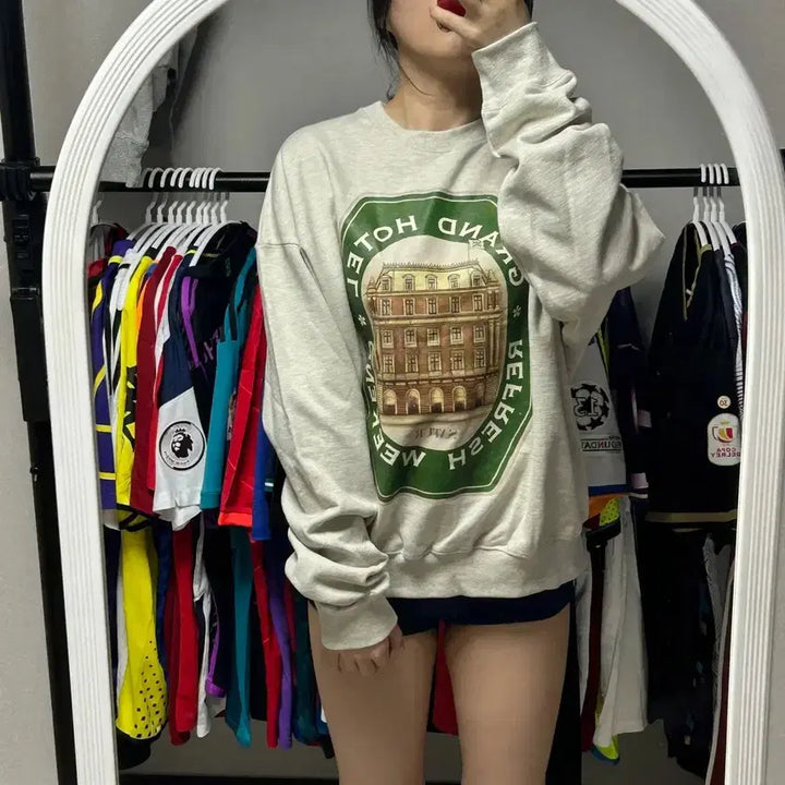 [SOLD OUT] 세터 그랜드호텔 맨투맨