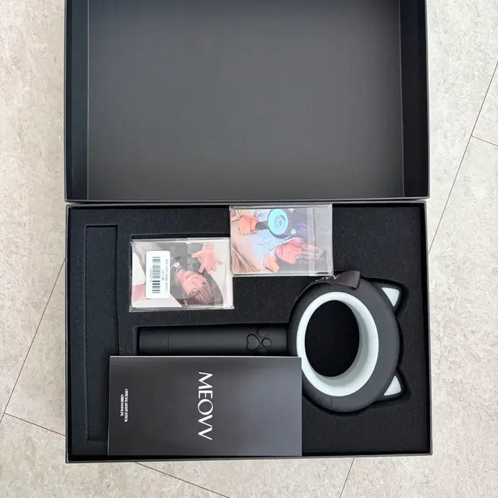 [BUNJANG] Miyauo Lightstick + POB Photocard / 미야오 응원봉 + 특전 포토카드