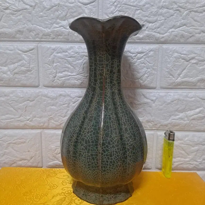 [BUNJANG] Goryeo Celadon Gold Wire Crackle Vase / 가요주병ㅡ감정서는 참고자료일뿐 믿지는 마셔요.