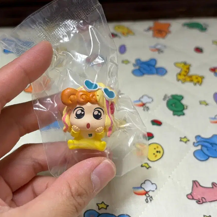 [BUNJANG] Gya-ru Chibi-usa Gacha Figure (Crayon Shin-chan) / 갸루 짱아 가챠 피규어(짱구는 못말려)