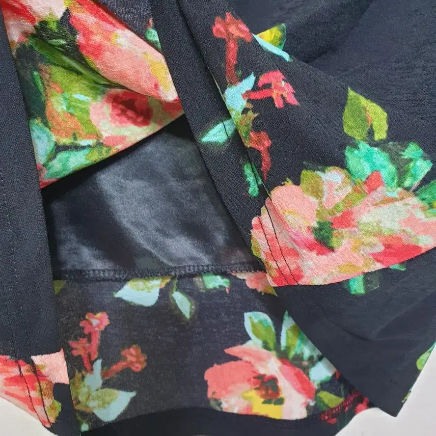 [BUNJANG] Banding Flower Skirt (Size 55/S) / 새것 밴딩 플라워 치마 55 S