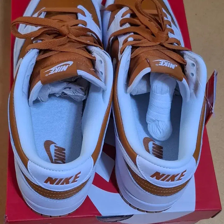 [SOLD OUT] (새상품) 나이키 덩크 로우 290사이즈