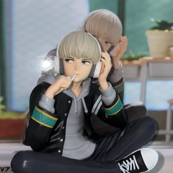 [BUNJANG] Wind Breaker Kaji Renta Figure / *급처* 윈드브레이커 카지 렌 피규어