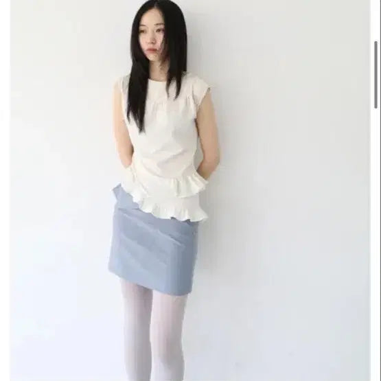 [SOLD OUT] 바하윤 러플 슬리브